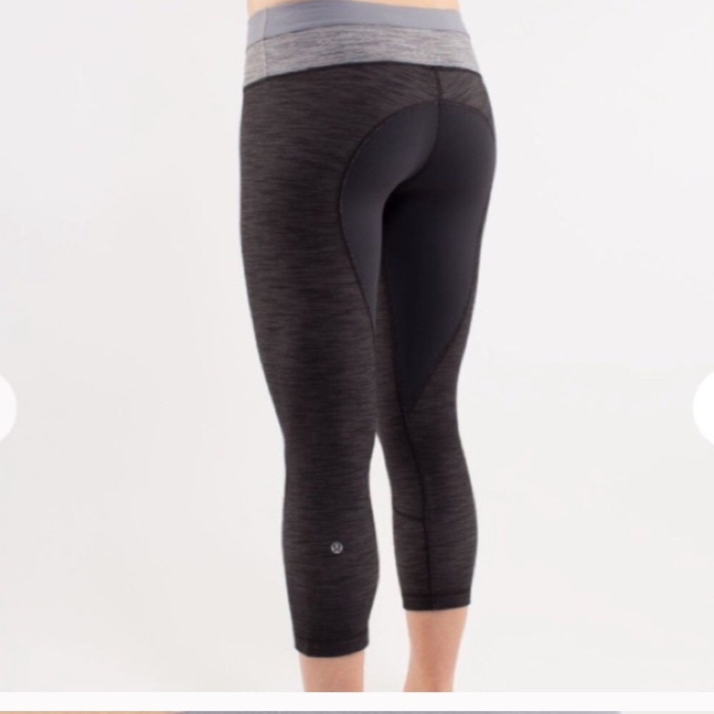 Lululemon Power House Crop Leggings Black Wee Sz 2 - Picture 2 of 8